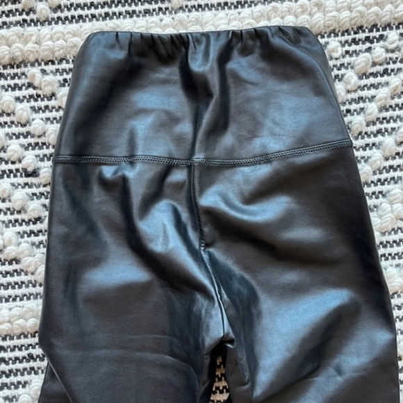 Aritzia Daria Faux Leather Leggings - Picture 4 of 6
